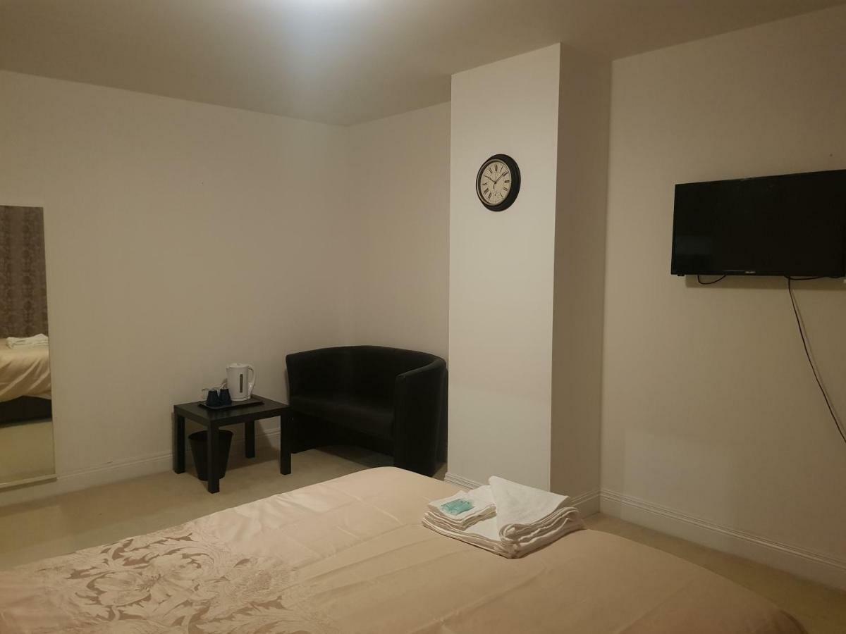 Carrigcastle Homestay *